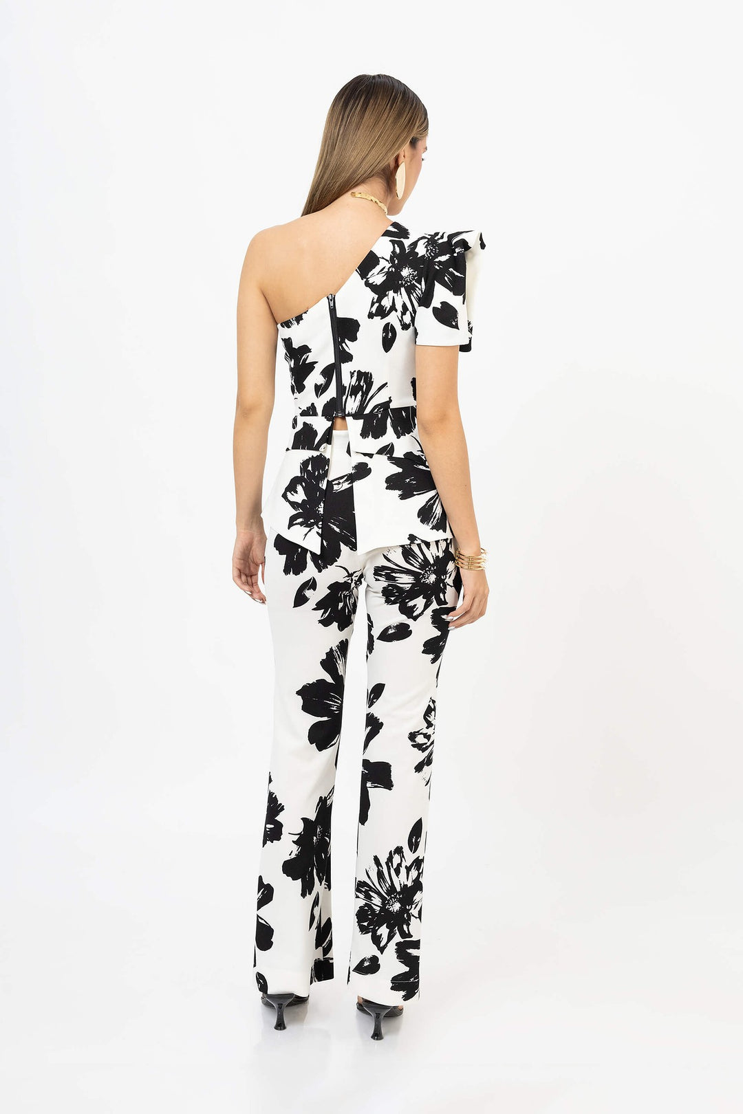 Pantalón recto tiro alto elegante