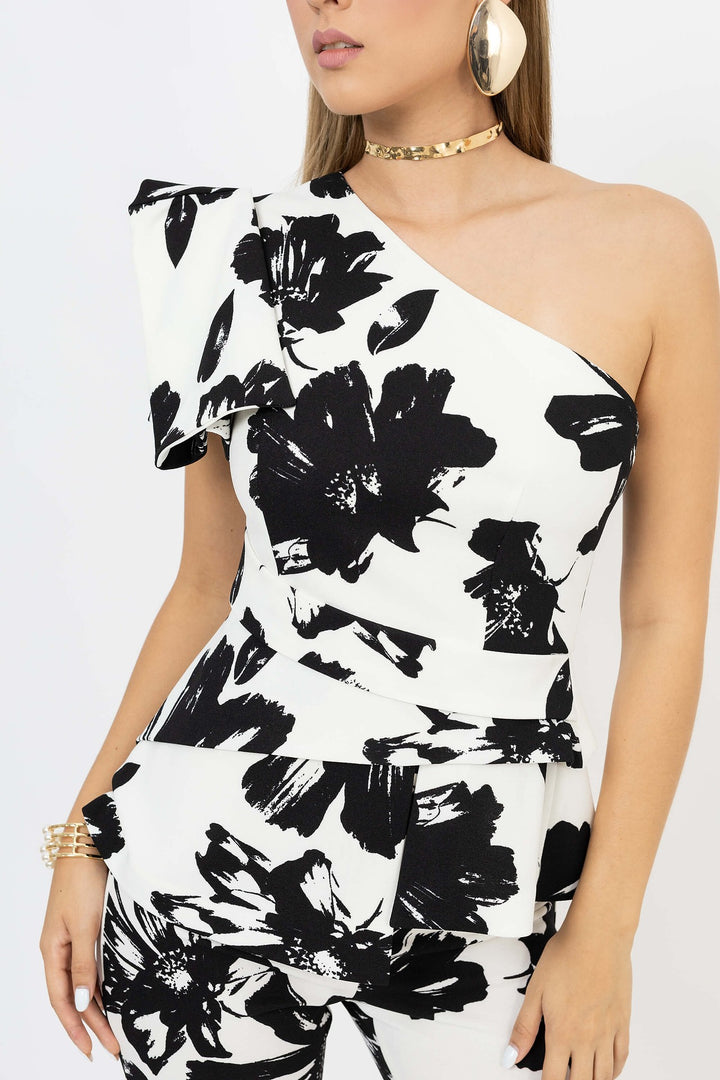 Saco de un hombro con detalle escultural