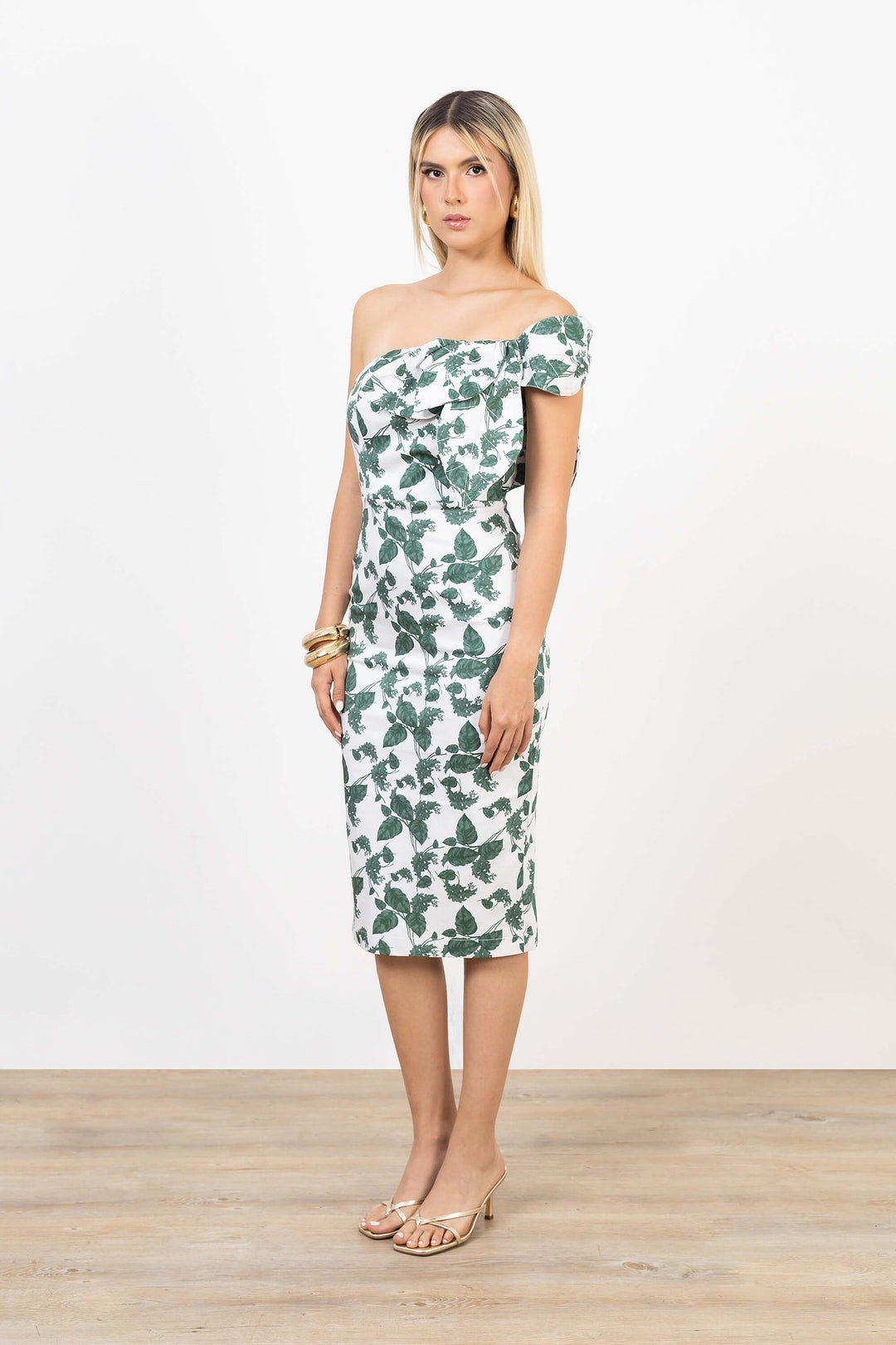 Vestido midi de un hombro