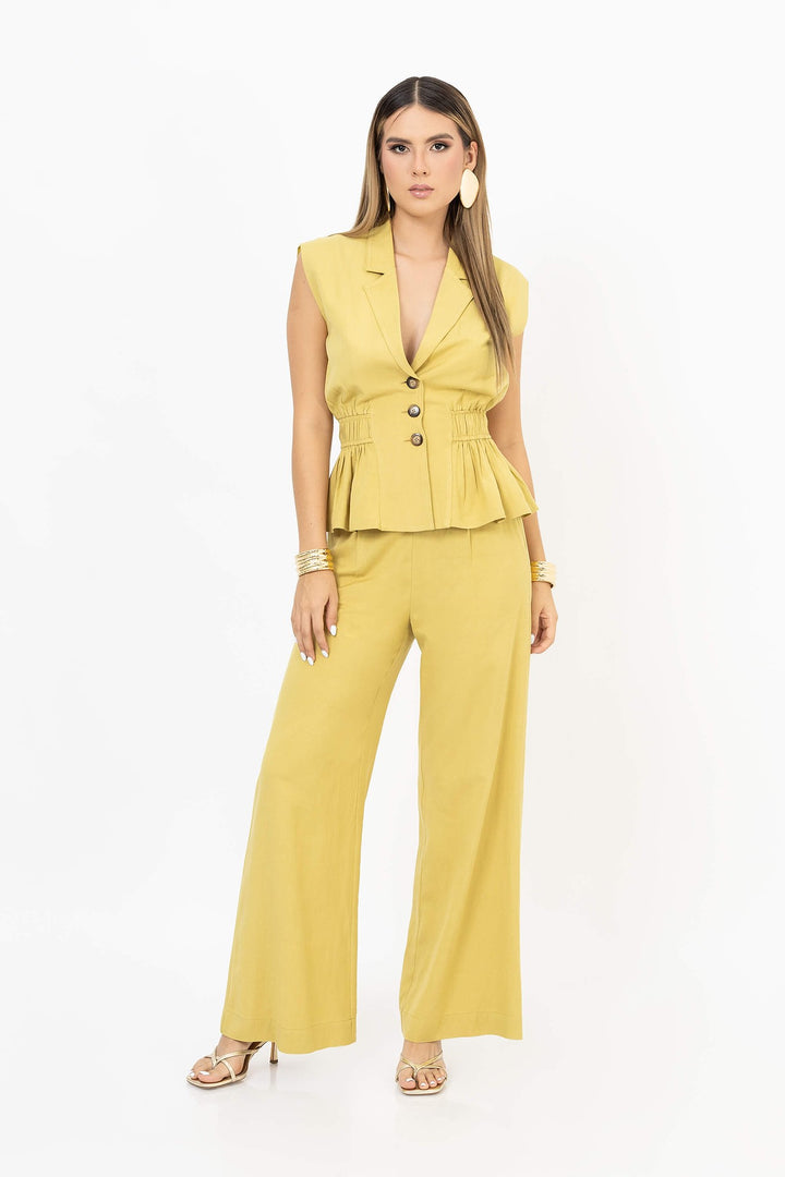 Chaleco con cintura fruncida