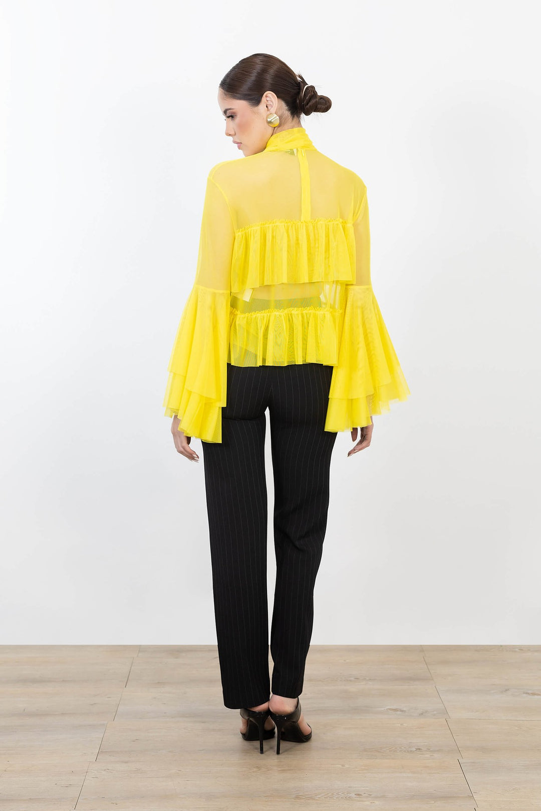 Blusa de tul con volantes