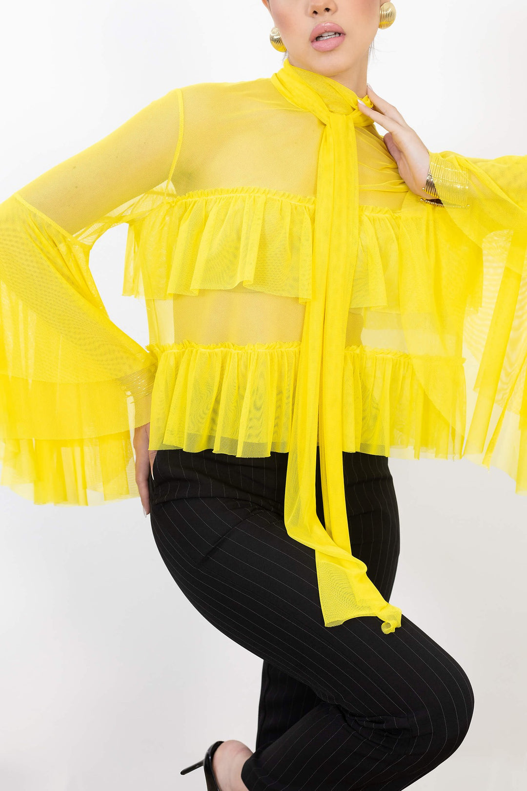 Blusa de tul con volantes