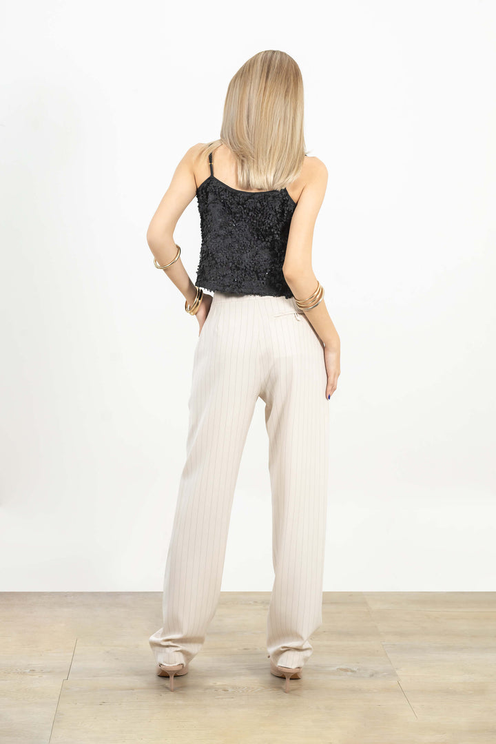 Blusa de tirantes con relieve