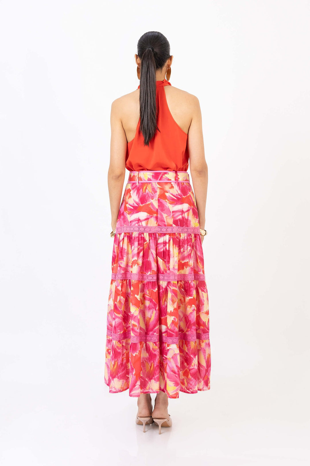 Falda larga floral con cintillas de encaje