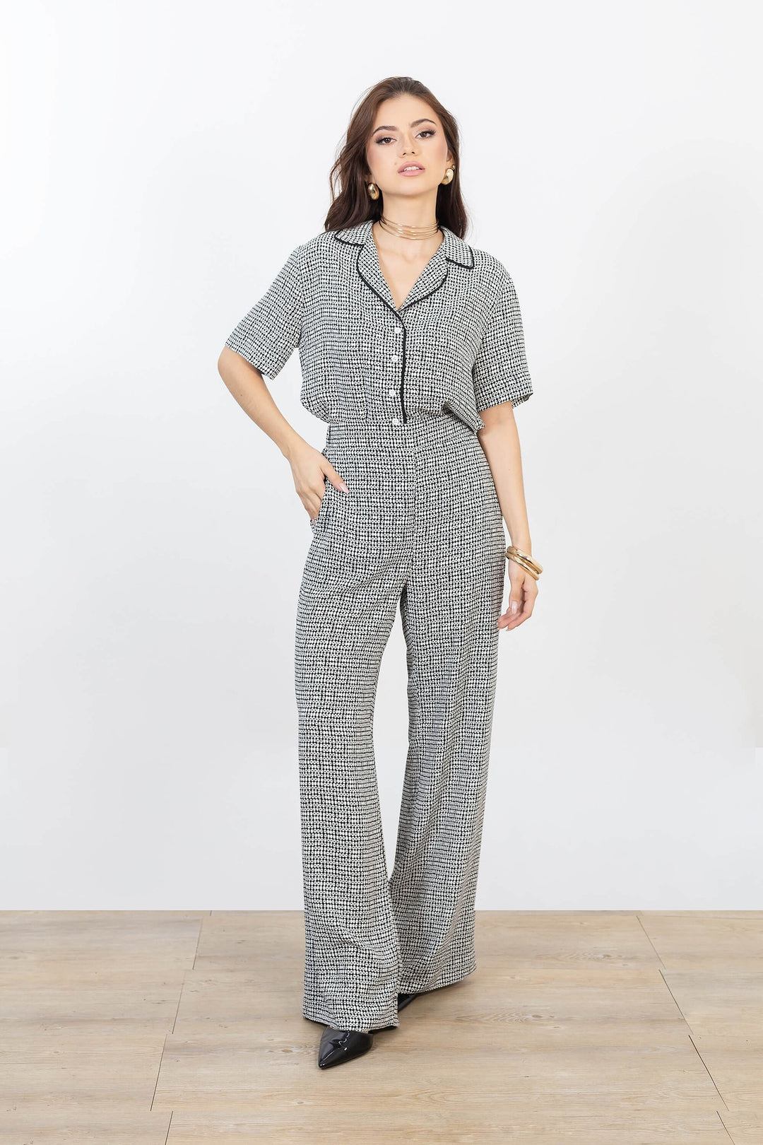 Blusa estampada con vivos en contraste