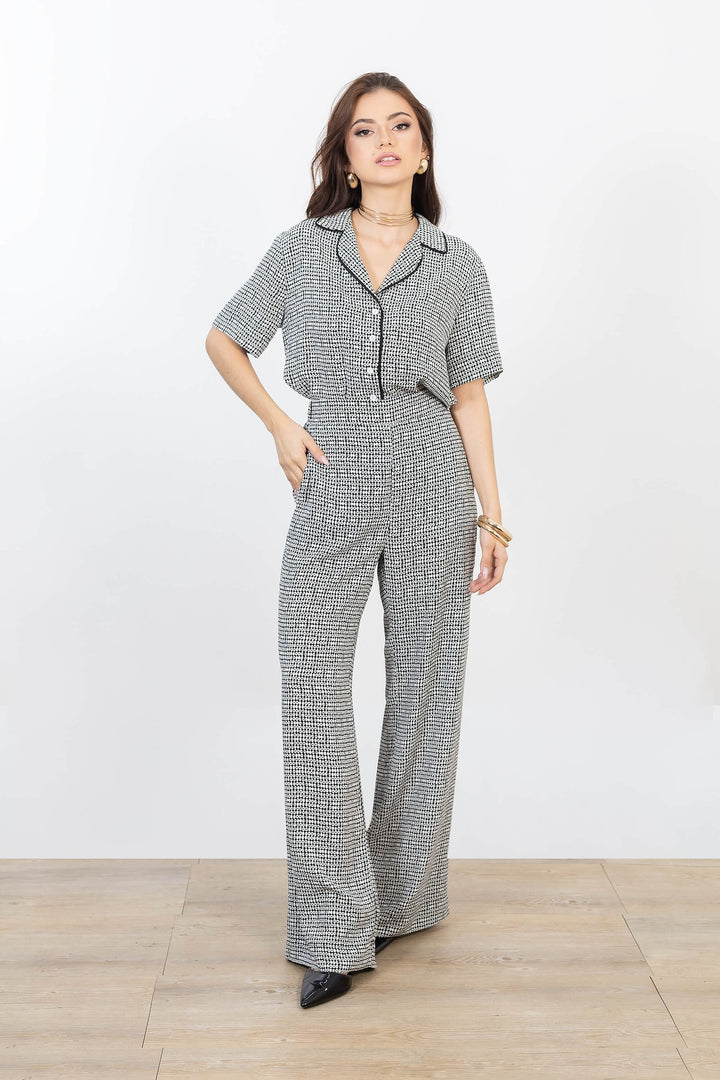 Blusa estampada con vivos en contraste