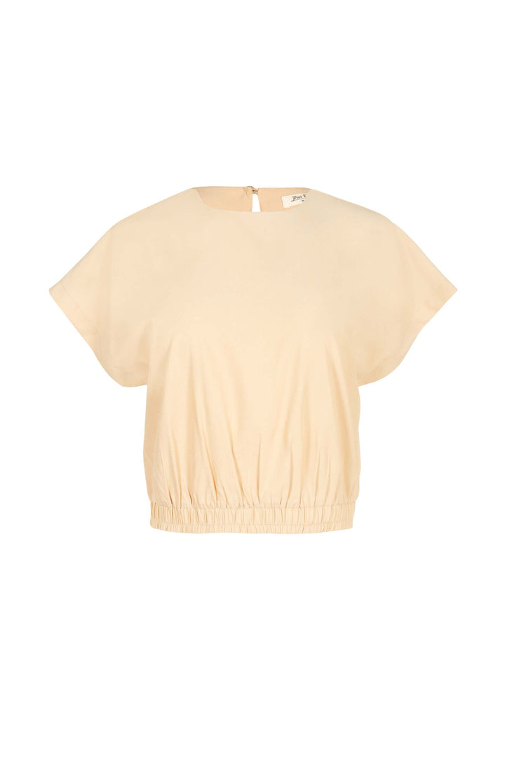 Blusa corta con resorte y manga amplia