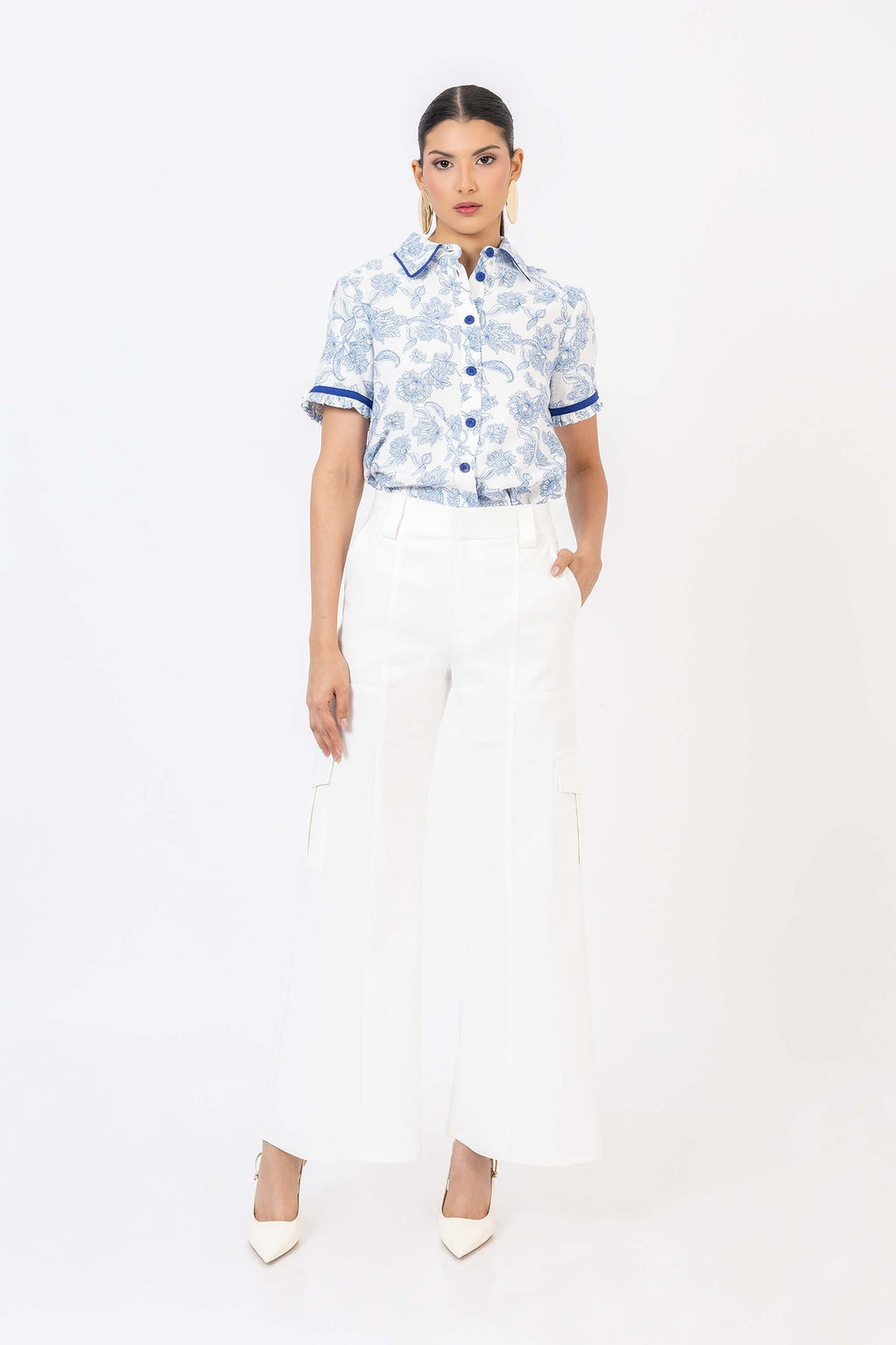 Blusa estampada con cuello camisero