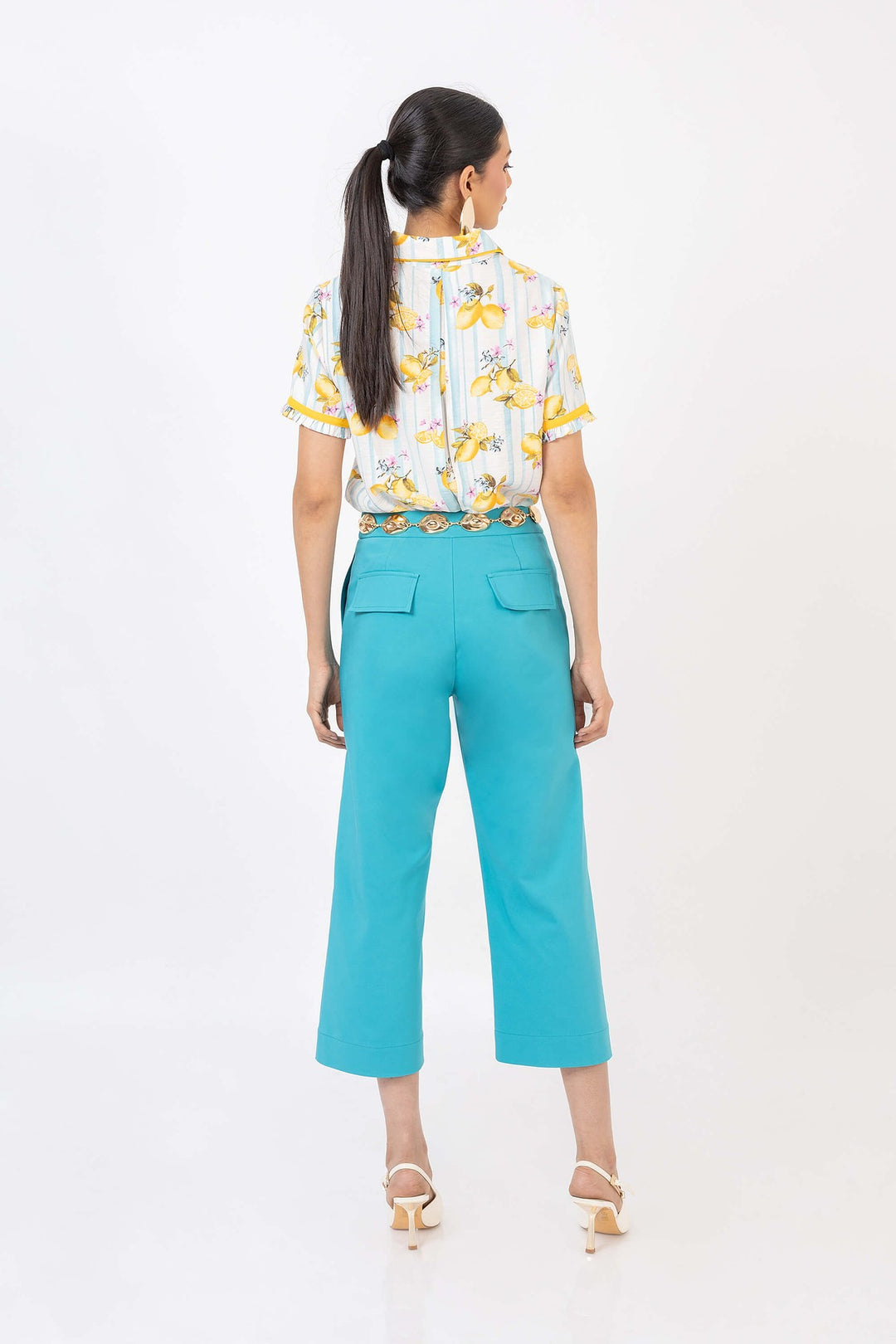 Blusa estampada con cuello camisero