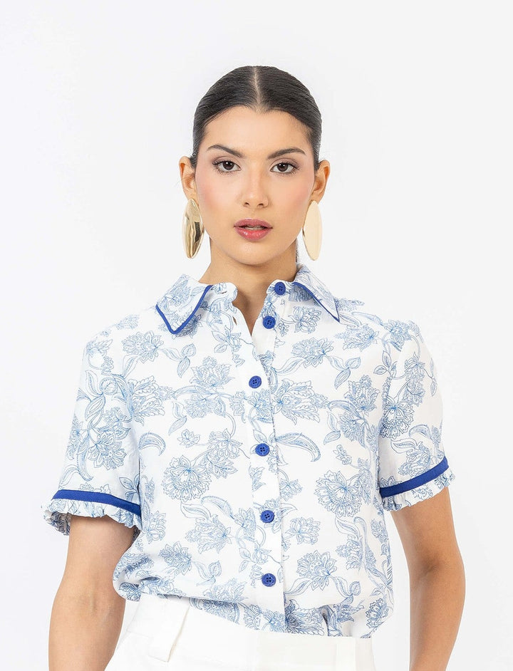 Blusa estampada con cuello camisero