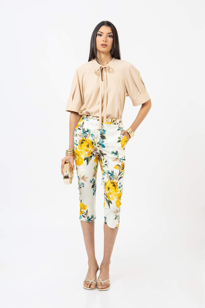 Pantalón capri entallado