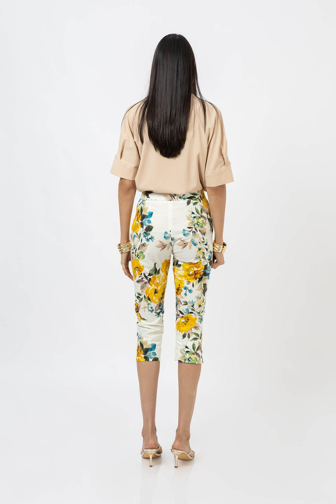 Pantalón capri entallado
