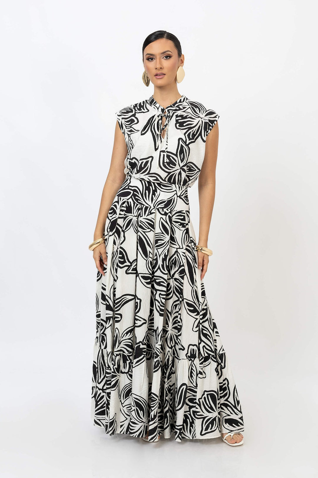 Blusa estampada con lazo elegante