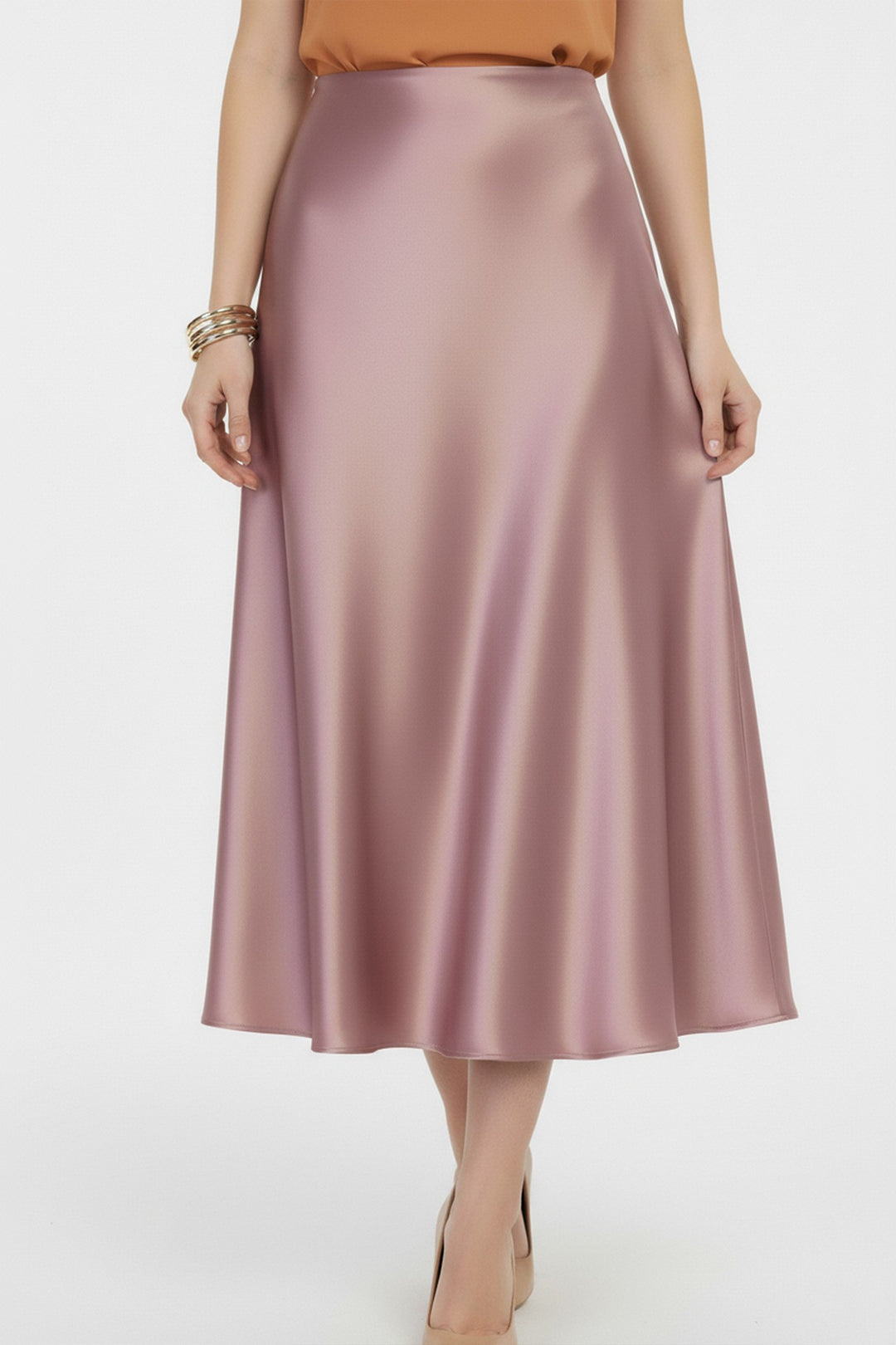 Falda satinada midi elegante