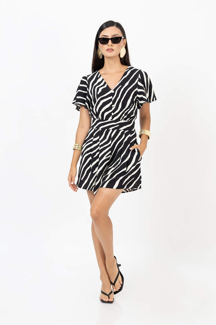 Shortsuit con escote en V