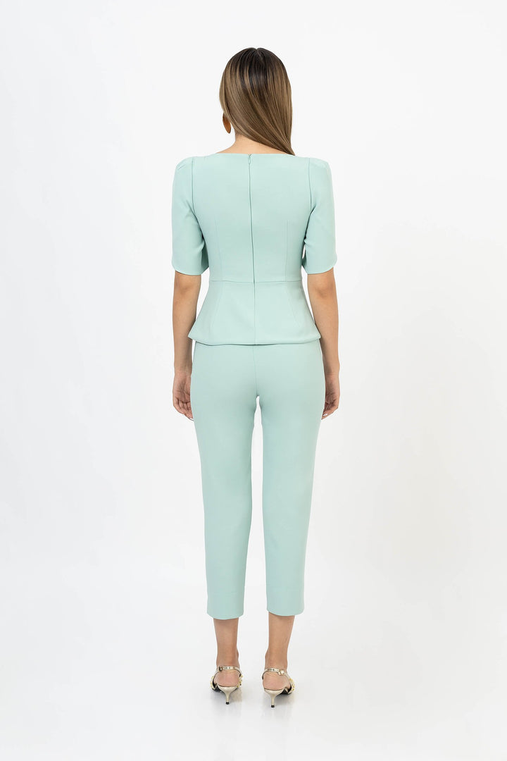 Pantalón tobillero corte recto