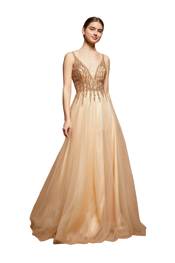 Vestido de gala con pedrería elegante