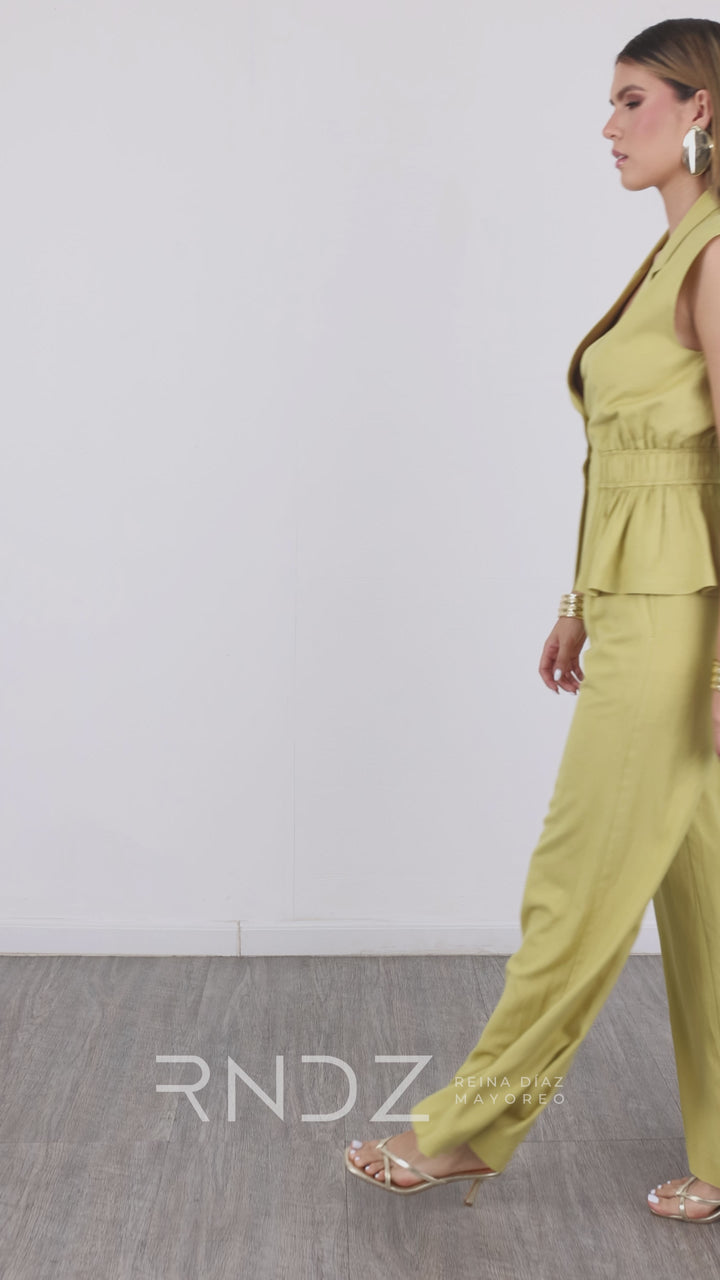 Chaleco con cintura fruncida