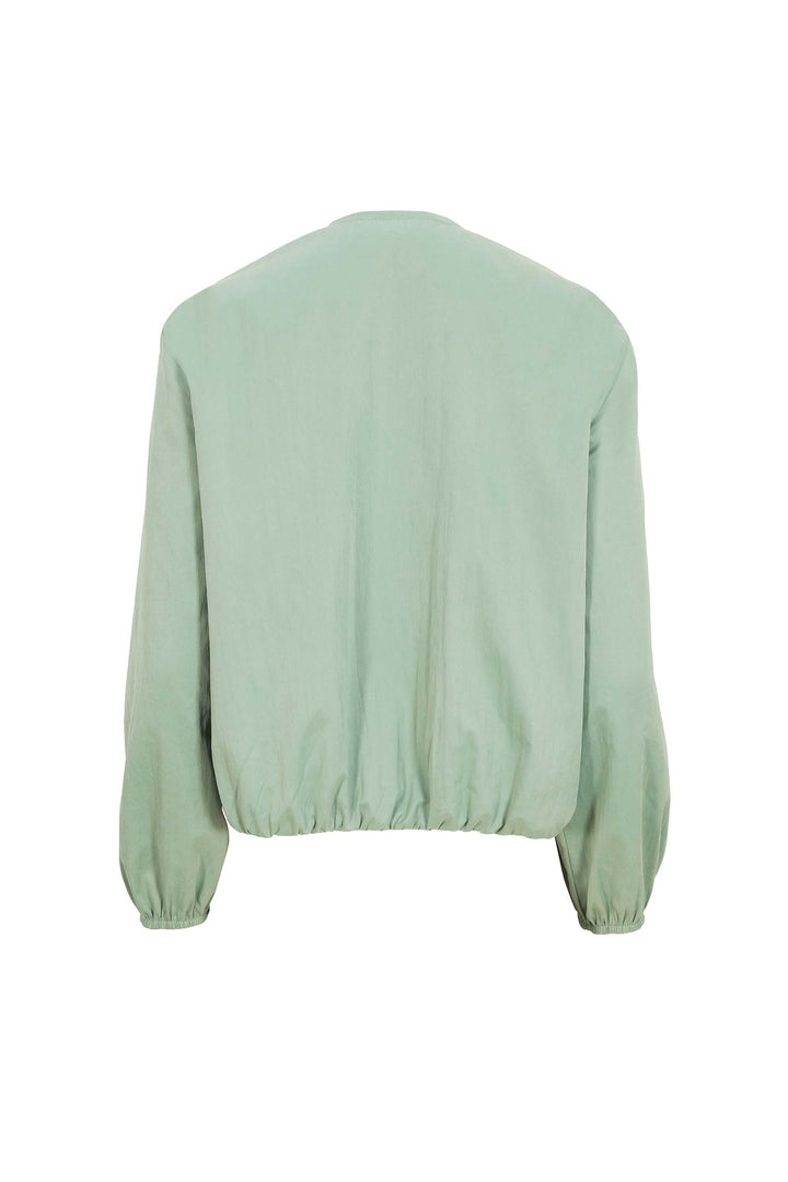 Chamarra ligera moderna