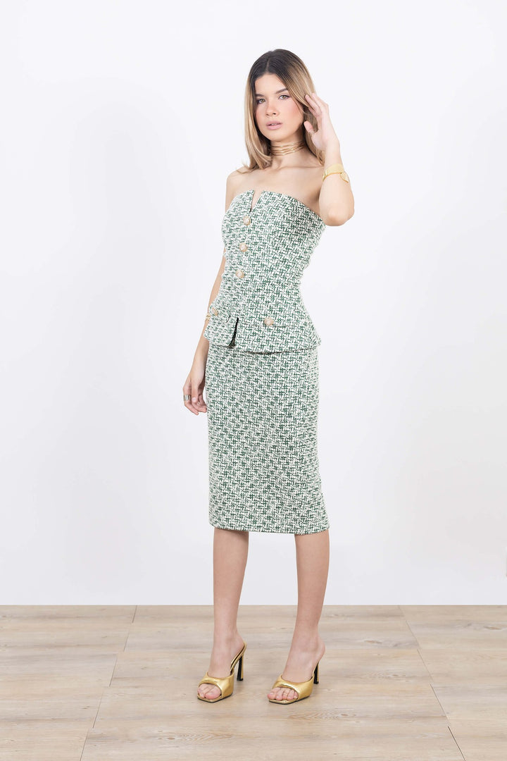 Vestido strapless texturizado