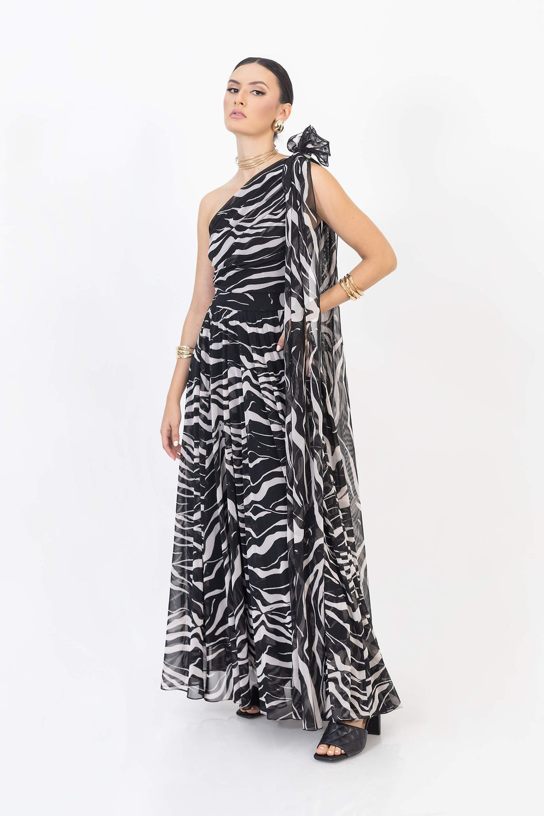 Vestido largo asimétrico estampado