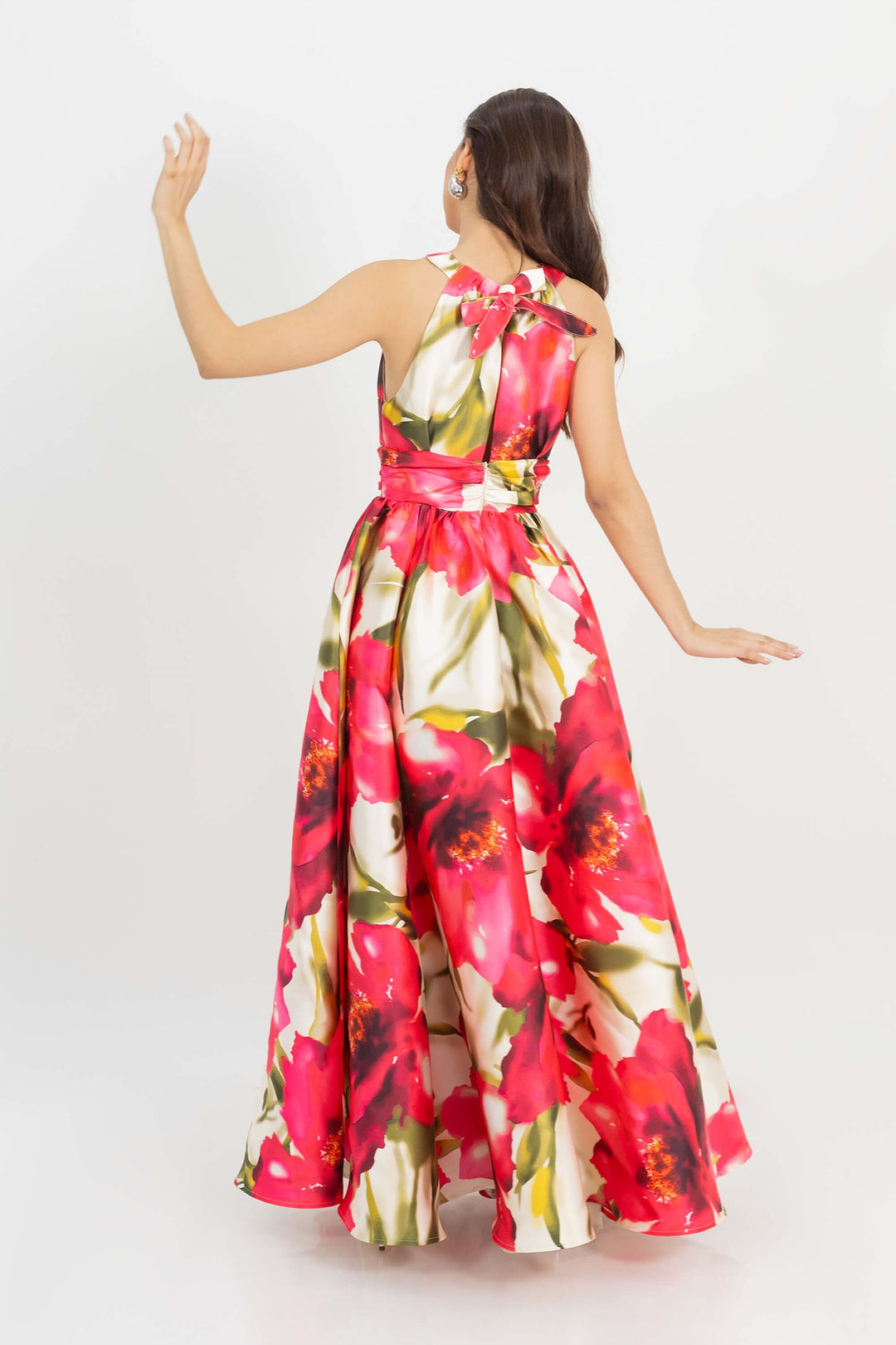 Vestido largo con estampado floral elegante