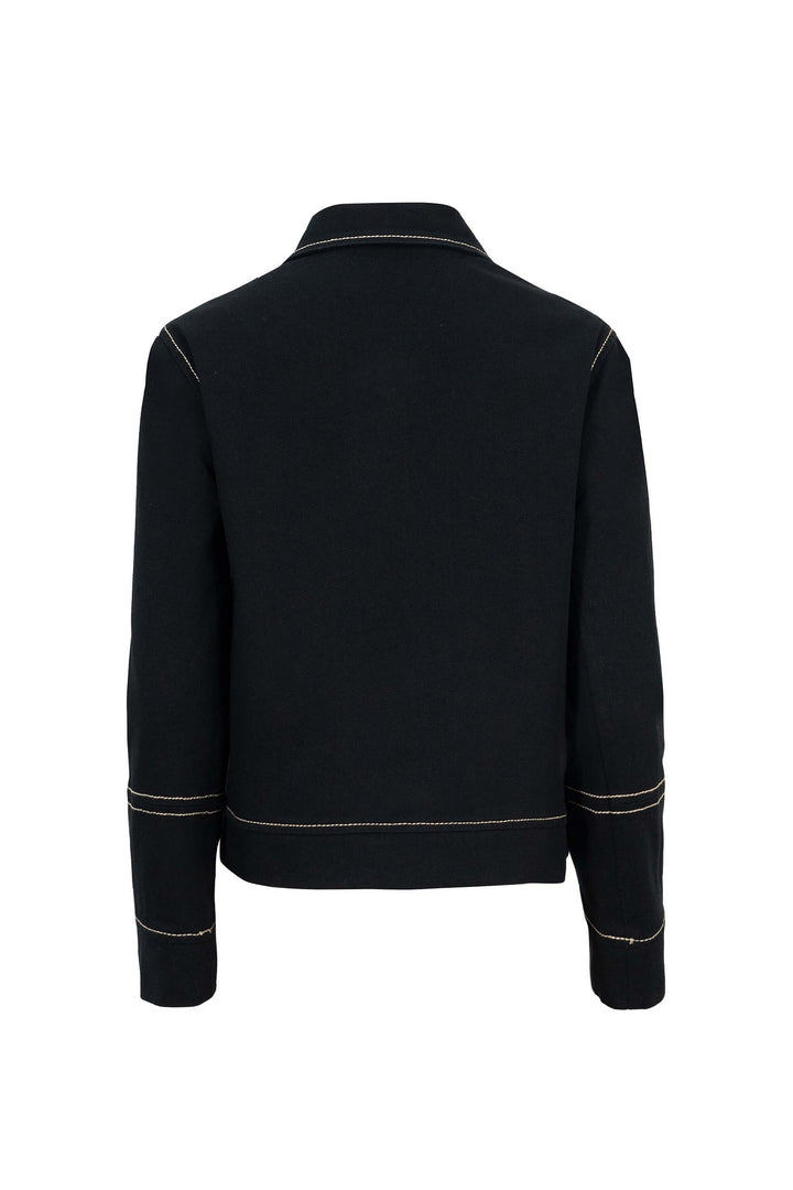 Chamarra con costuras en contraste