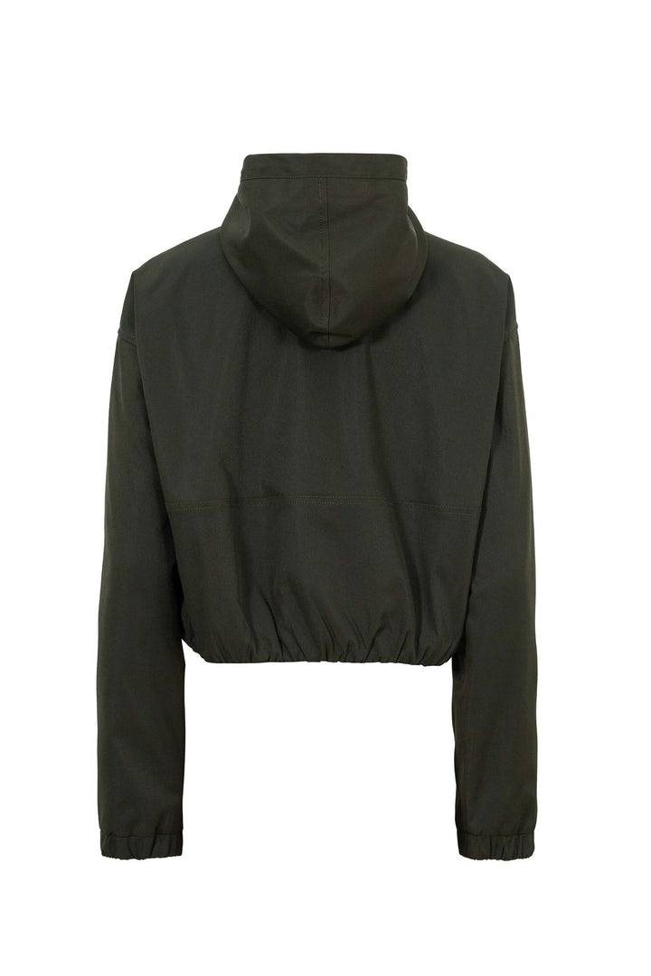 Chamarra ligera con capucha