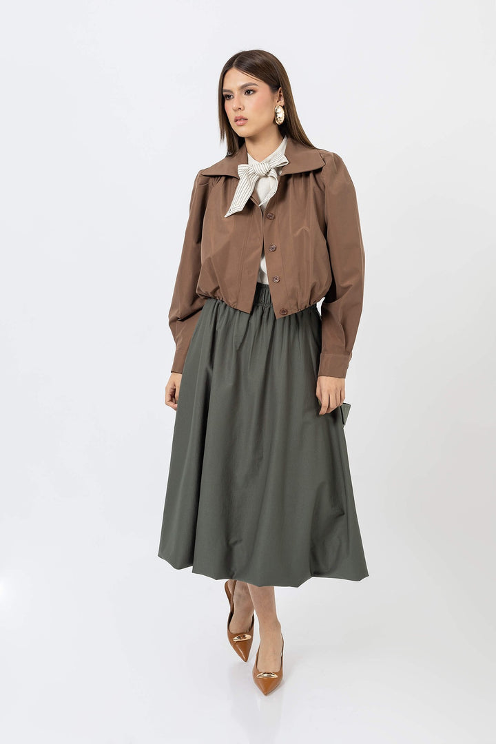 Chamarra corta estructurada