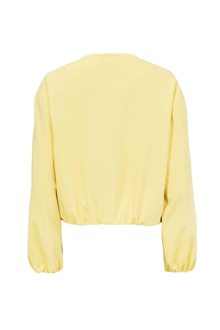 Chamarra tipo rompe vientos