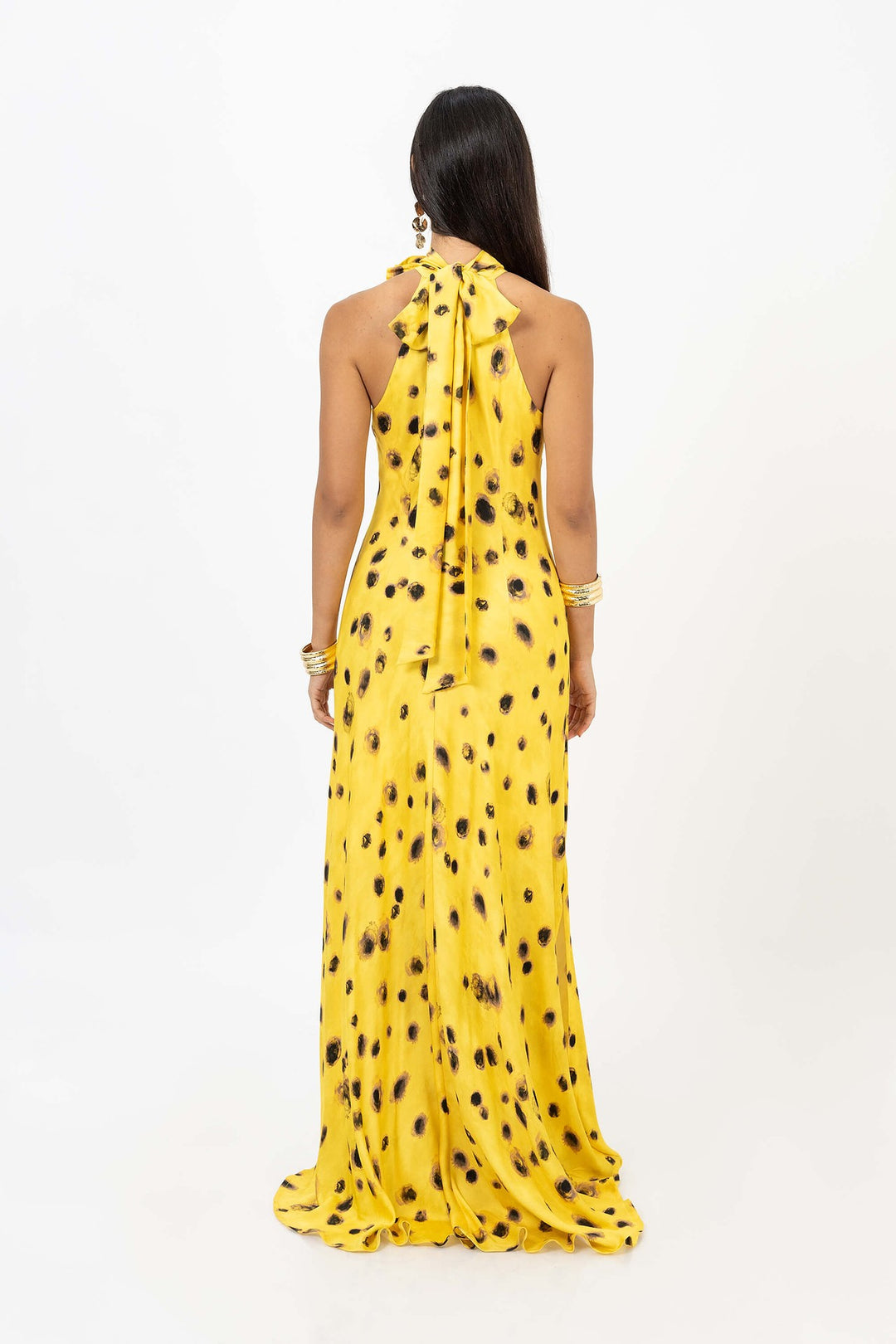 Vestido amarillo sisa con aberturas laterales