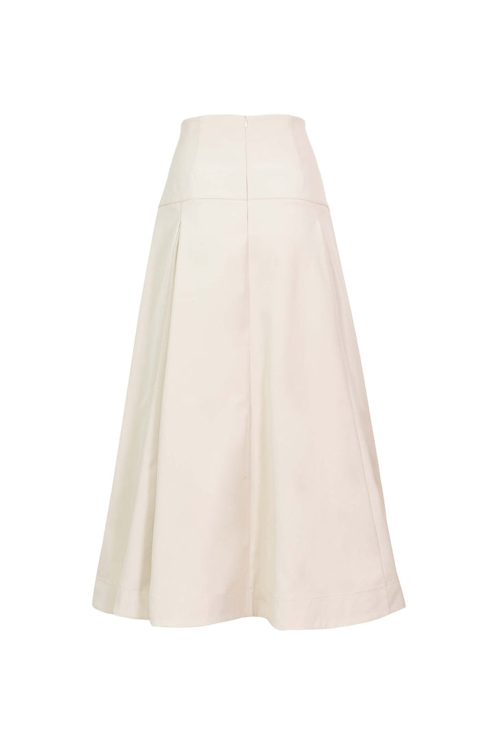 Falda midi con pliegues elegantes