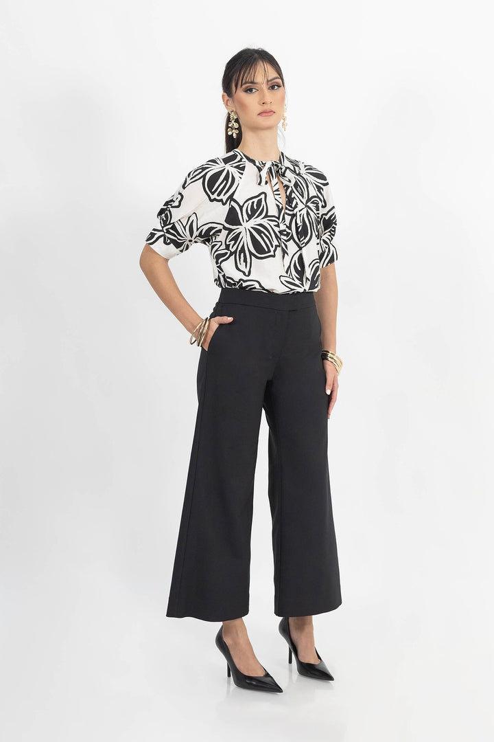 Blusa estampada con lazo