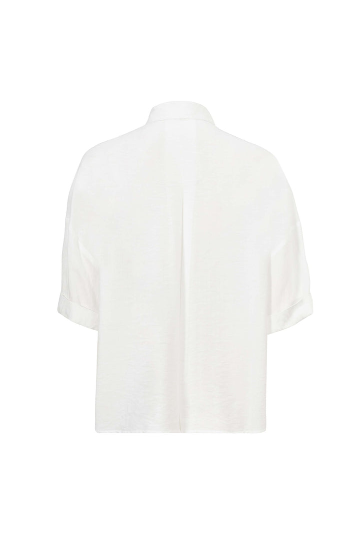 Blusa tipo camisera lisa