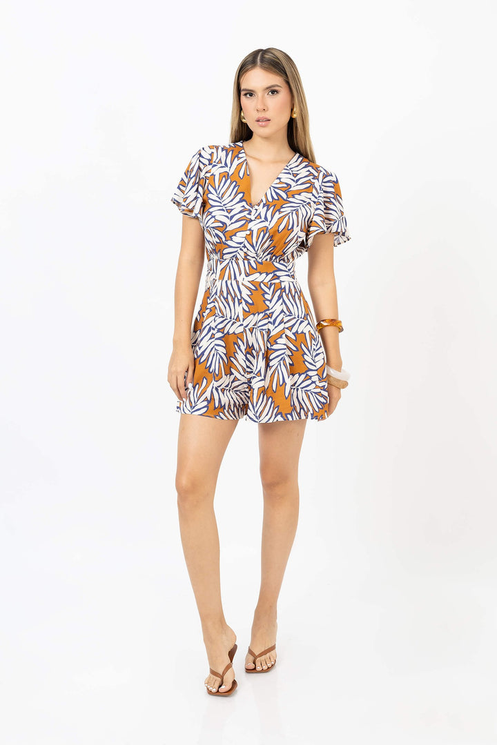 Shortsuit con escote en V