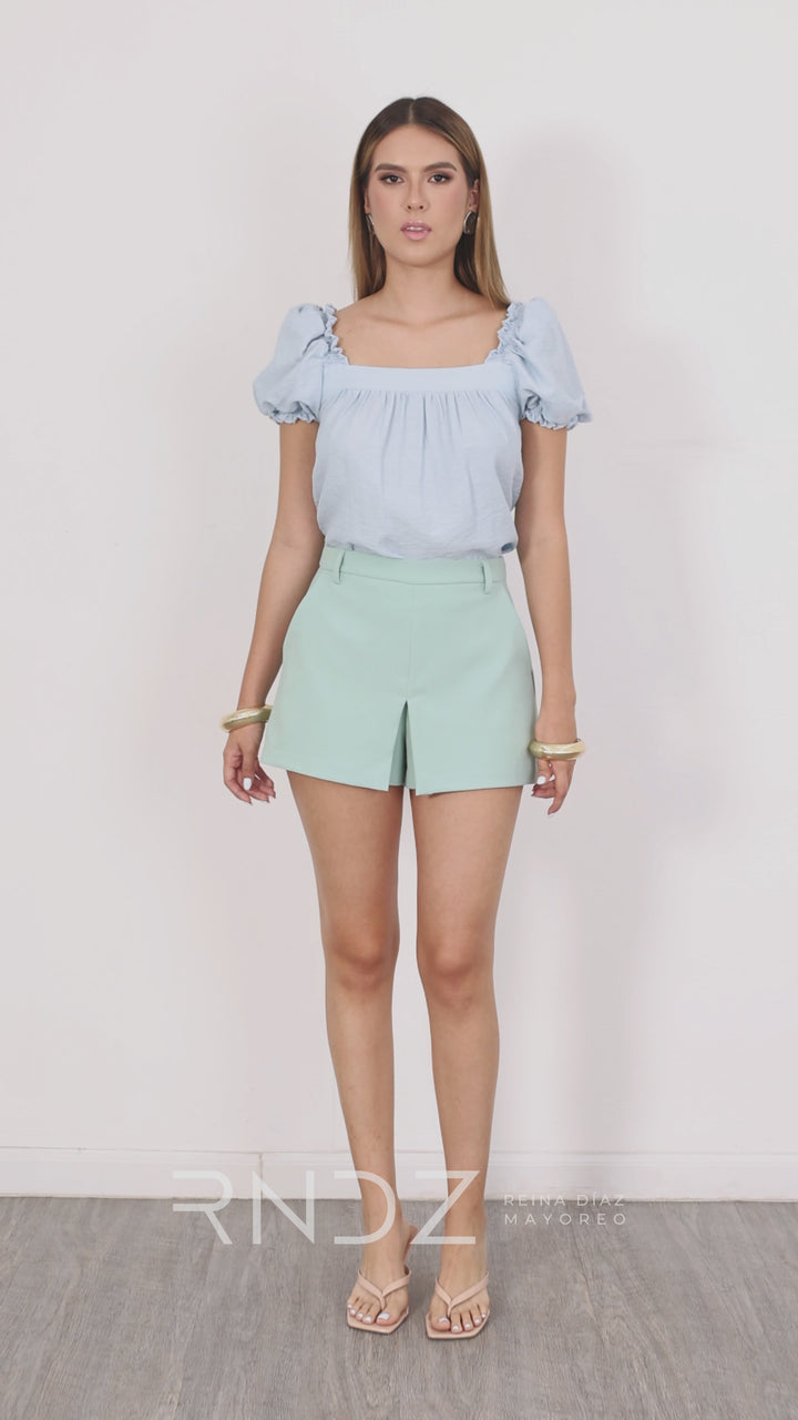 Blusa de escote cuadrado con mangas